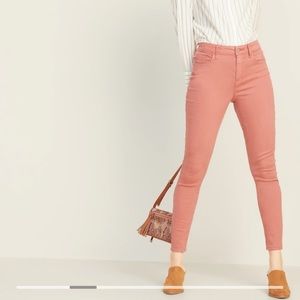 Mid-Rise Pop-Color Rockstar Super Skinny